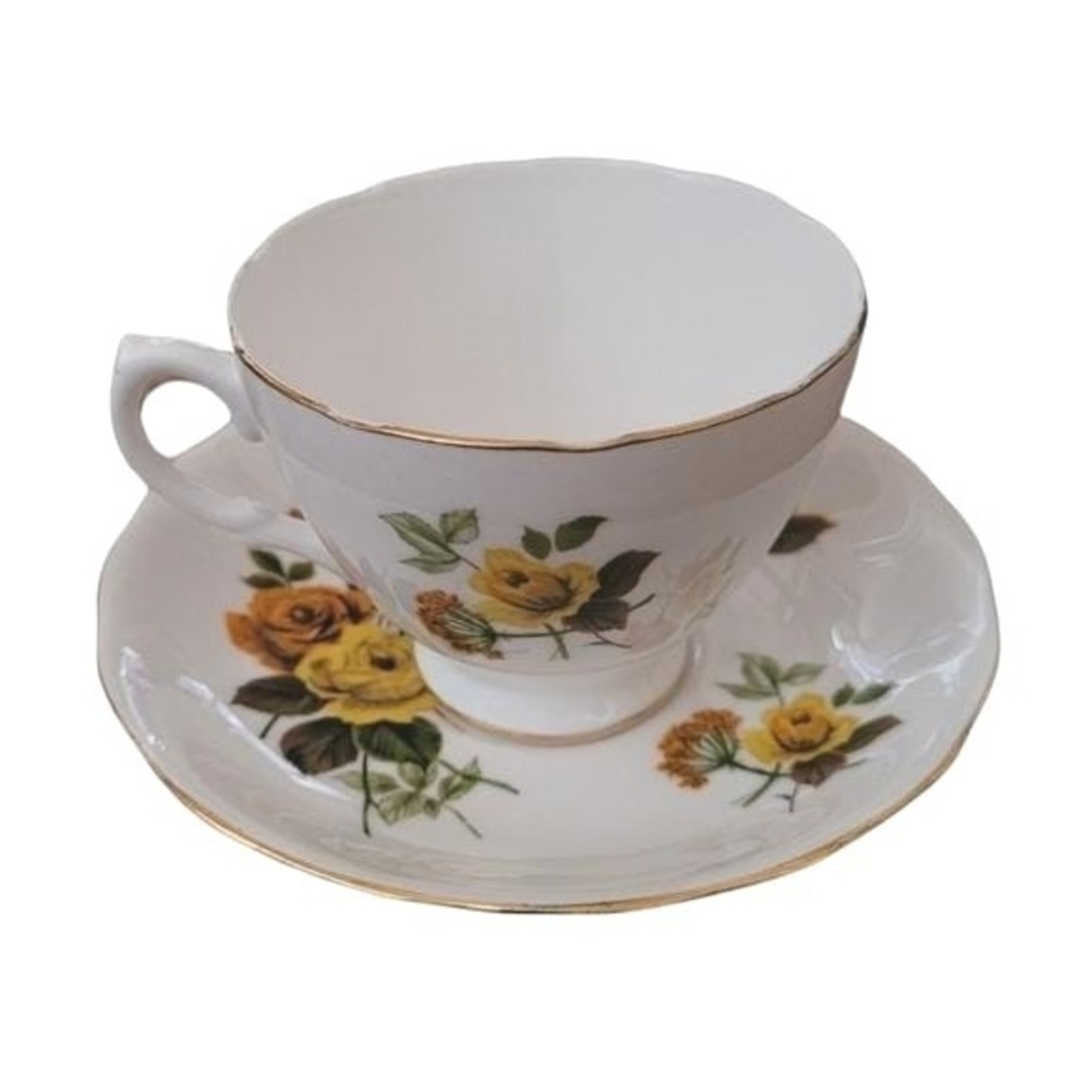 Queen Anne 60s‎ Bone China Teacup Saucer Set Yellow Roses Gold Trim